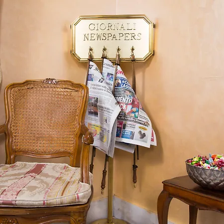 Arco Di Travertino 2*