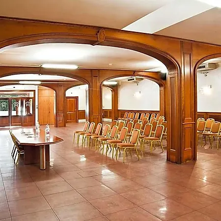 Arco Di Travertino ホテル 2*