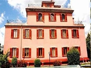 Hotell Arco Di Travertino