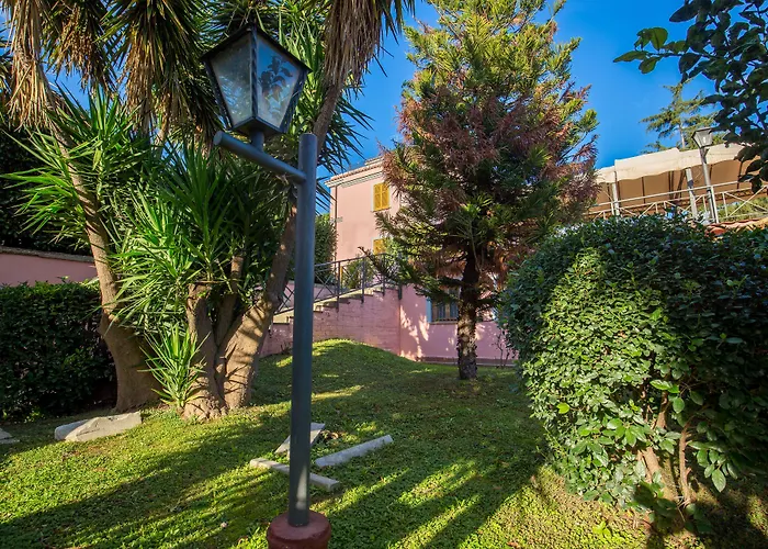 Arco Di Travertino Hotel Rome