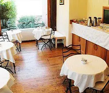 Arco Di Travertino Hotel 2*