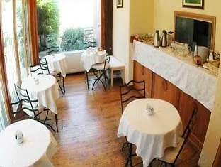 Arco Di Travertino Hotel 2*