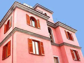 Arco Di Travertino 2*