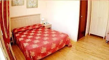 Arco Di Travertino Hotel 2*