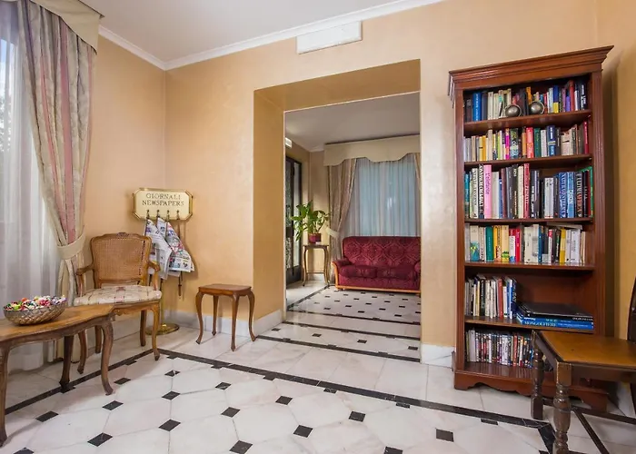 Hotel Arco Di Travertino