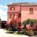 Hotel Arco Di Travertino 2*